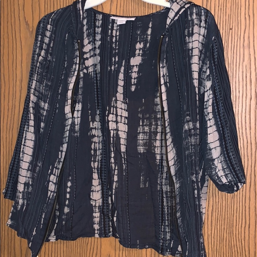 Cold Water Creek zip up / beach shall